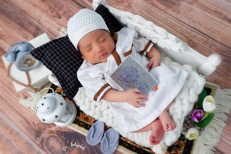 Photoshoot-bayi-laki-laki-islami