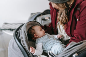 5 Rekomendasi Stroller Bayi Terbaik dan Terjangkau